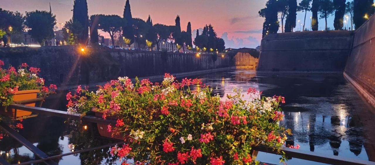 Casa Francesca Διαμέρισμα Πεσκιέρα ντελ Γκάρντα Εξωτερικό φωτογραφία