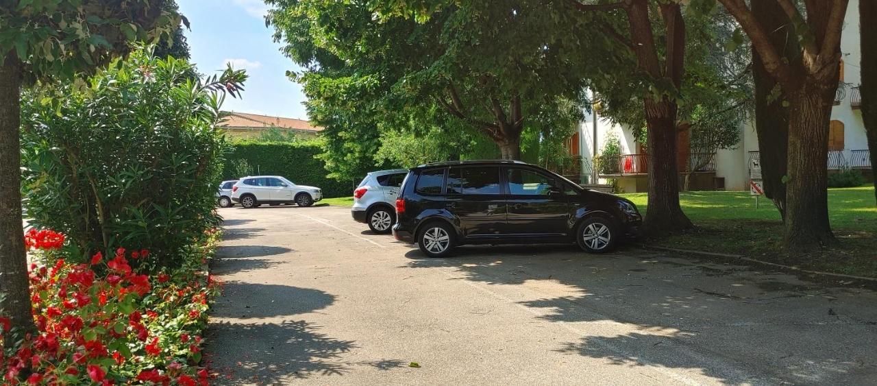 Casa Francesca Διαμέρισμα Πεσκιέρα ντελ Γκάρντα Εξωτερικό φωτογραφία